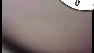 Mast boobs and pussy showing wife on video call