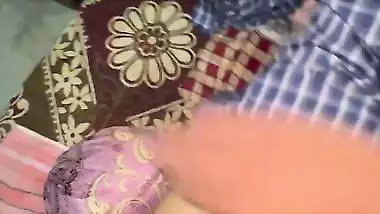 18 yr old desi nude teen girl gets fuck in the doggy style