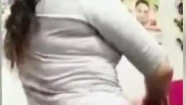 Beautiful bhabi show her big boob