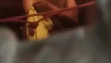 Desi aunty bath video