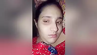 Sexy Pak Girl Showing Her Boobs indian amateur sex
