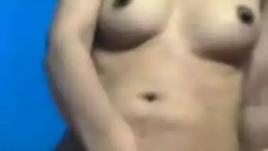 Desi Hijab Tiktok Star & Instgram influencer Mastrubate Videos Part 2