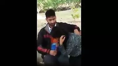 Bengaluru couple outdoor blowjob mms scandal