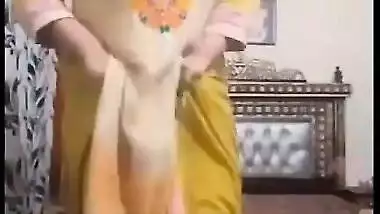 Paki hot girl dance
