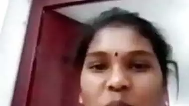 Tamil Housewife Video Call Chatting indian amateur sex