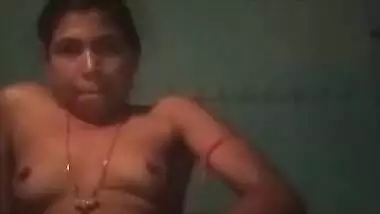 Village girl fingering pussy selfie record