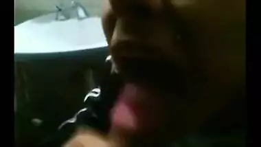 Chandigarh teen babe does not waste a drop of cum!