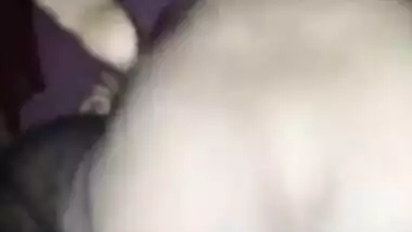 Young Desi XXX bitch screaming while getting hard fucked MMS